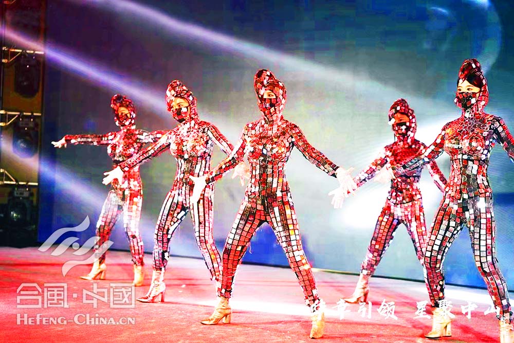 《玄鏡未來(lái)》演出活動(dòng)創(chuàng)意舞蹈節(jié)目5